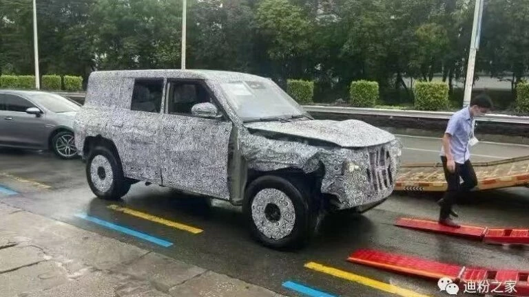 внедорожник BYD