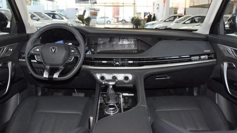 changan cs95 салон