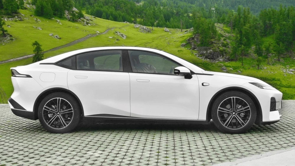 Changan Shenlan SL03