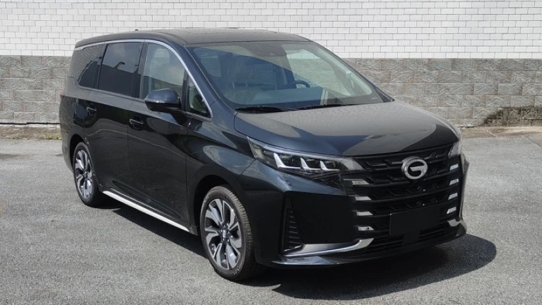 новый минивэн GAC GN6 спереди