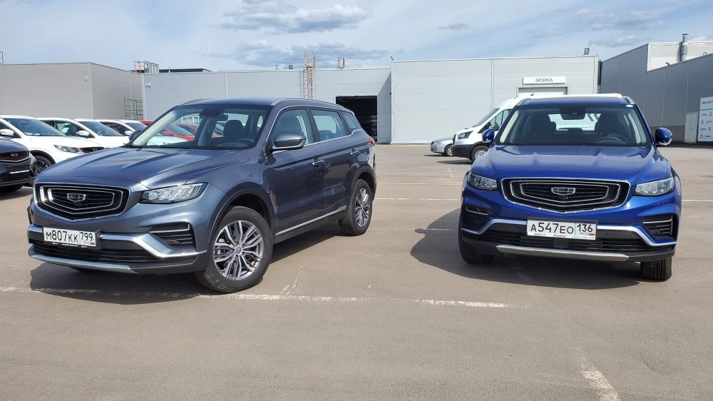 Geely Atlas Pro Luxury с передним приводом