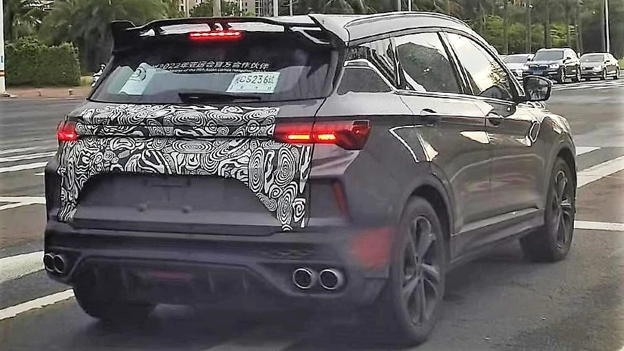 новый geely coolray шпионское фото