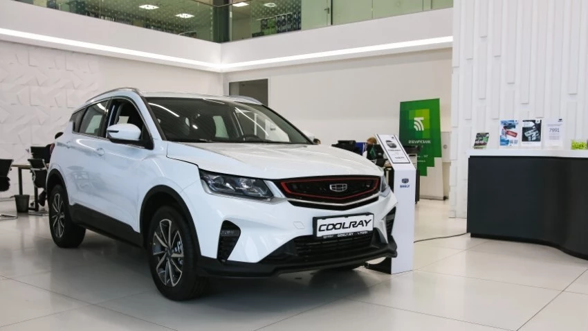 Renault предложил россиянам авто из Беларуси. Но с покупкой Geely в РБ стало только сложнее Geely Coolray Беларусь дилер