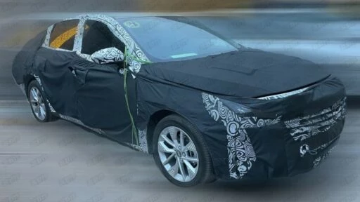 седан Geely FS12