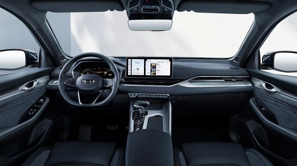 Geely Preface 2023 салон