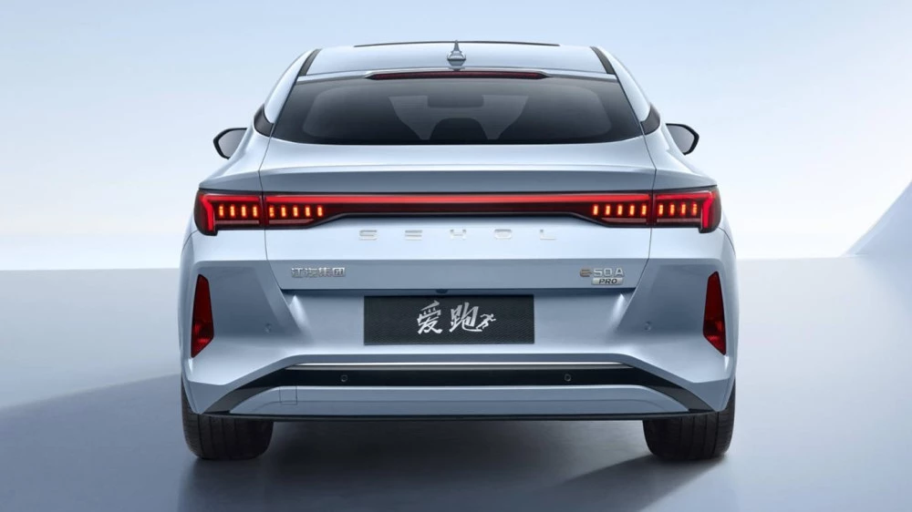 JAC Sehol Aipao сзади