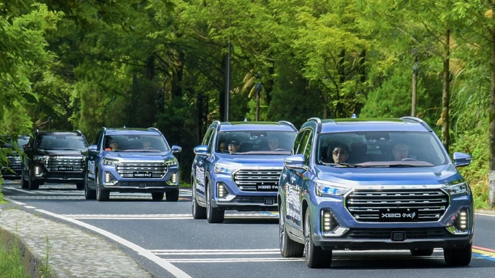 Марка Jetour появится в России и Казахстане. Чего ожидать от суббренда Chery jetour x90