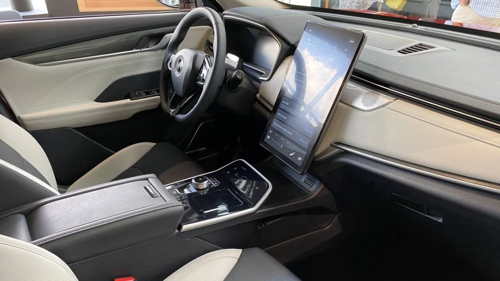 Weltmeister EX5-Z салон