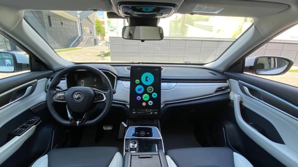 Weltmeister EX5-Z салон