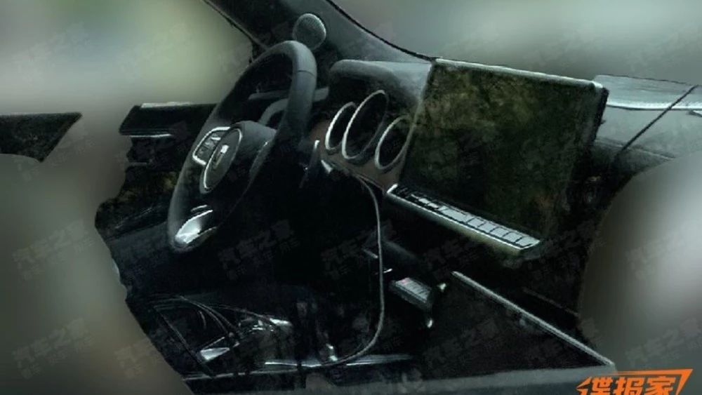 интерьер Tank 700