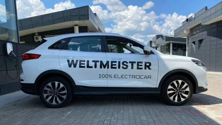 Weltmeister EX5-Z сбоку