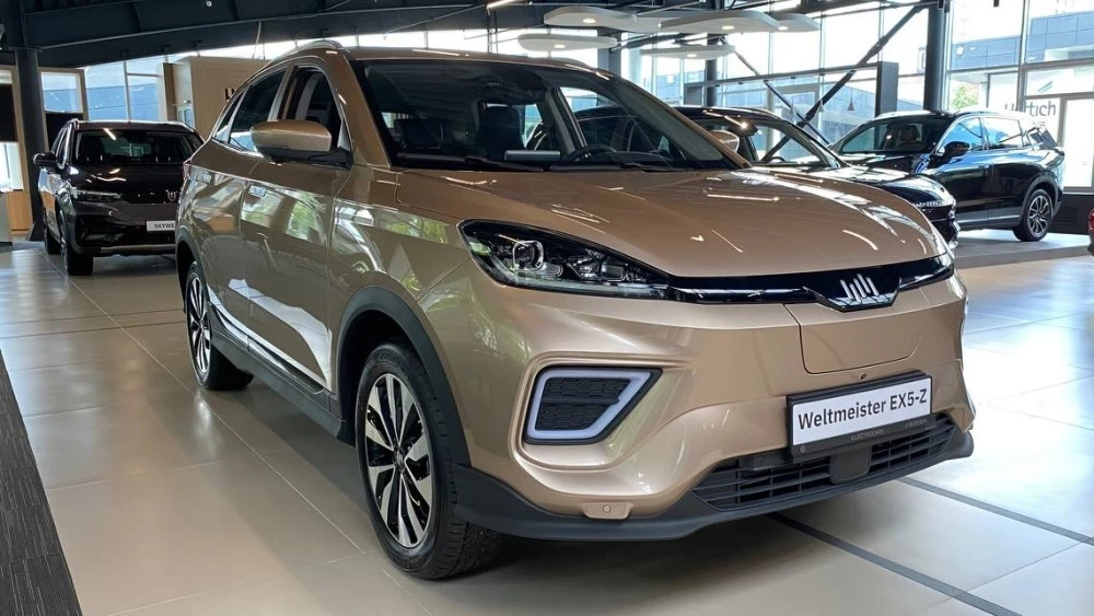 Weltmeister EX5-Z спереди