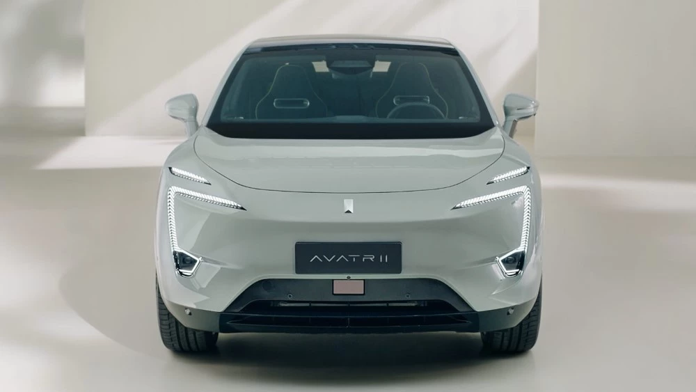 Avatr 11 спереди