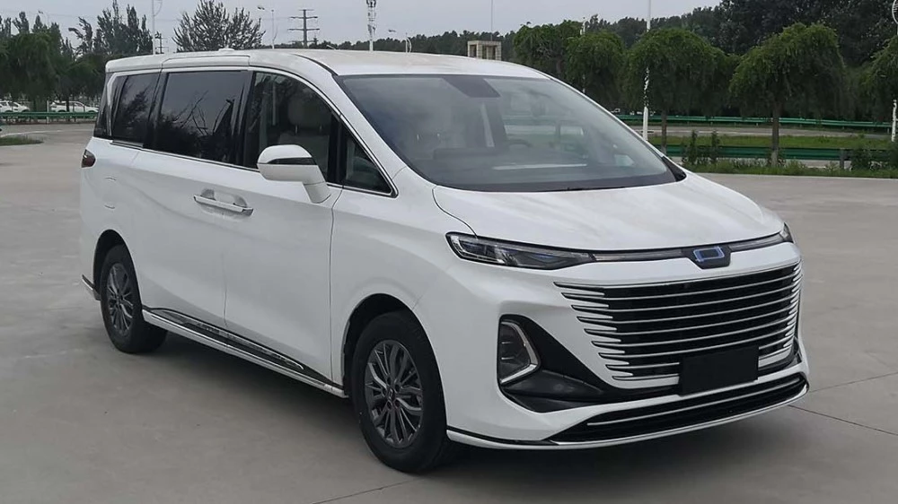 минивэн Bestune M9