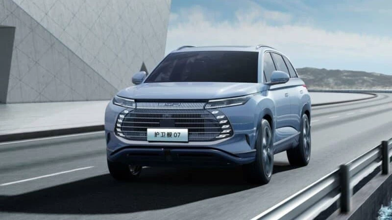 У BYD появится свой Corvette. Компания выпустит гибридный кроссовер под знакомым именем BYD Corvette 07