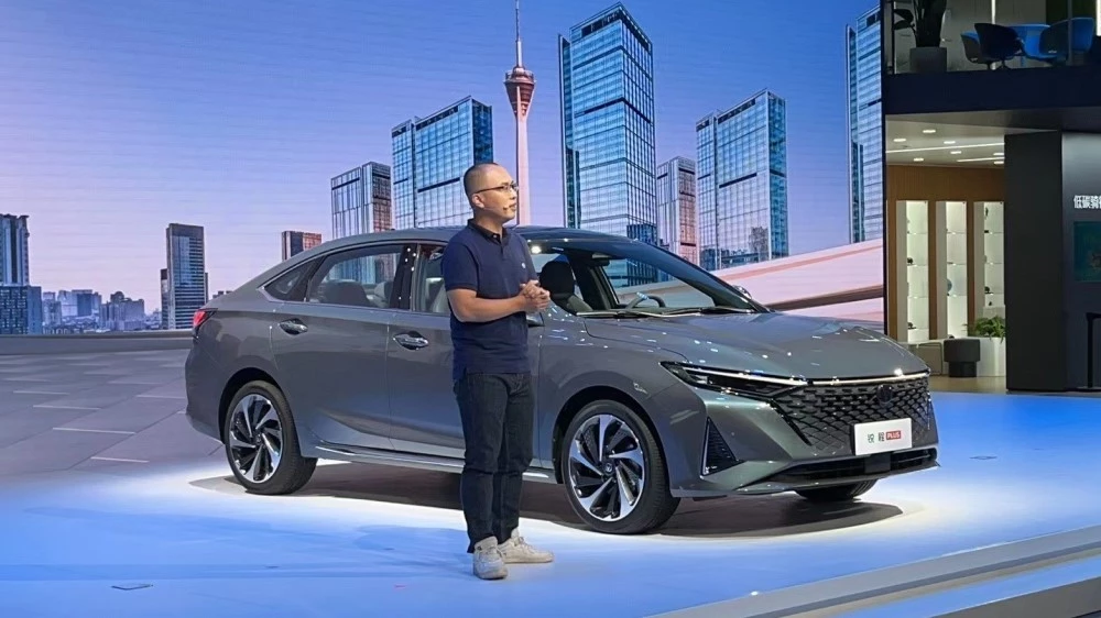 Changan Raeton Plus Чэнду