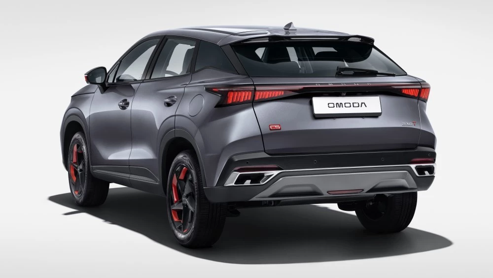 Chery Omoda C5 сзади