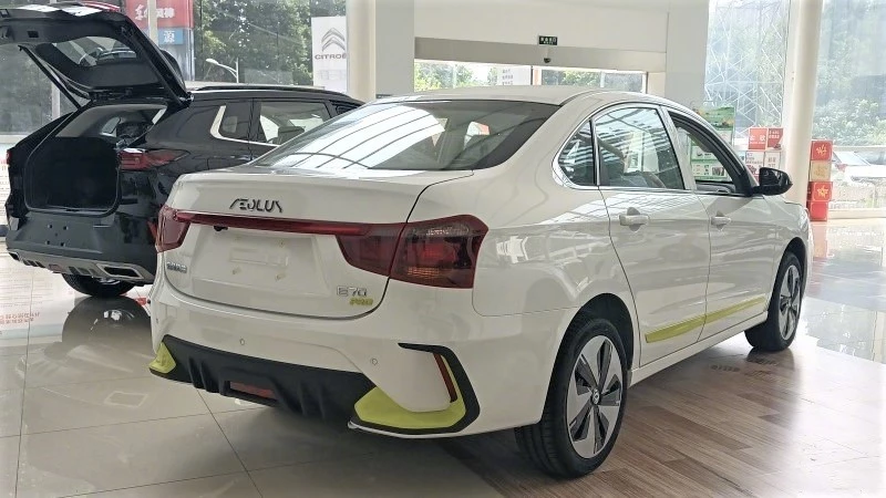 Dongfeng Aeolus (Fengshen) E70 Pro