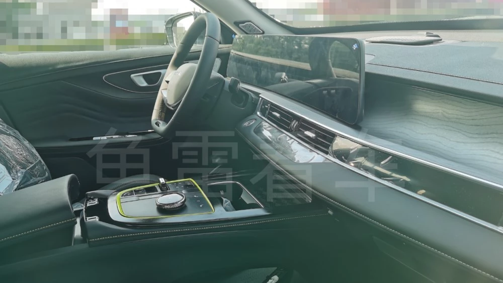 Обновленный Exeed LX салон