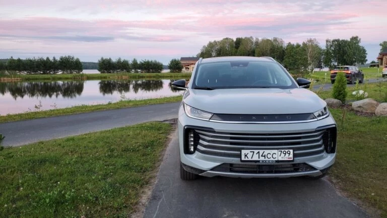 Exeed TXL с 2-литровым мотором