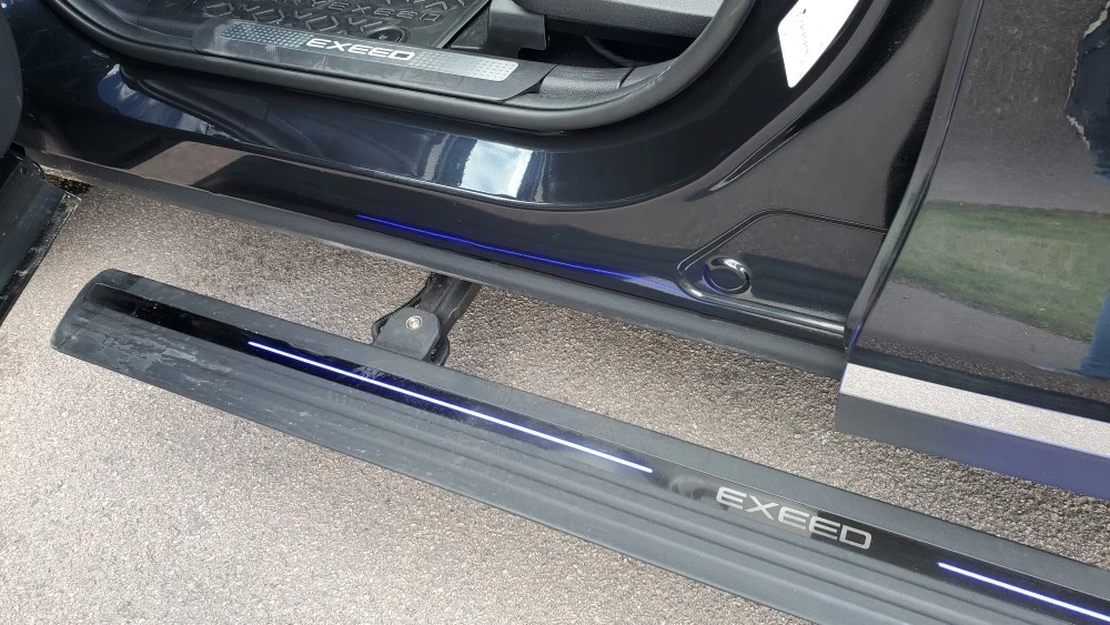 подножка Exeed TXL с 2-литровым мотором