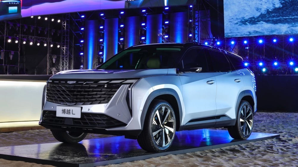 По-настоящему новый Geely Atlas L. Пять главных фактов о втором поколении «Атласа» новое второе поколение Geely Atlas L