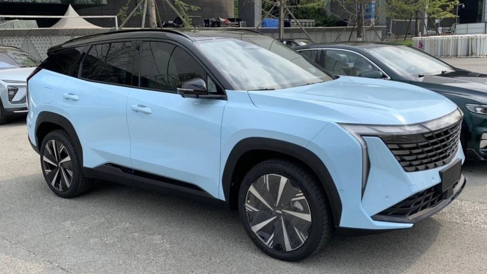 Geely Atlas L автосалон в Чэнду 2022
