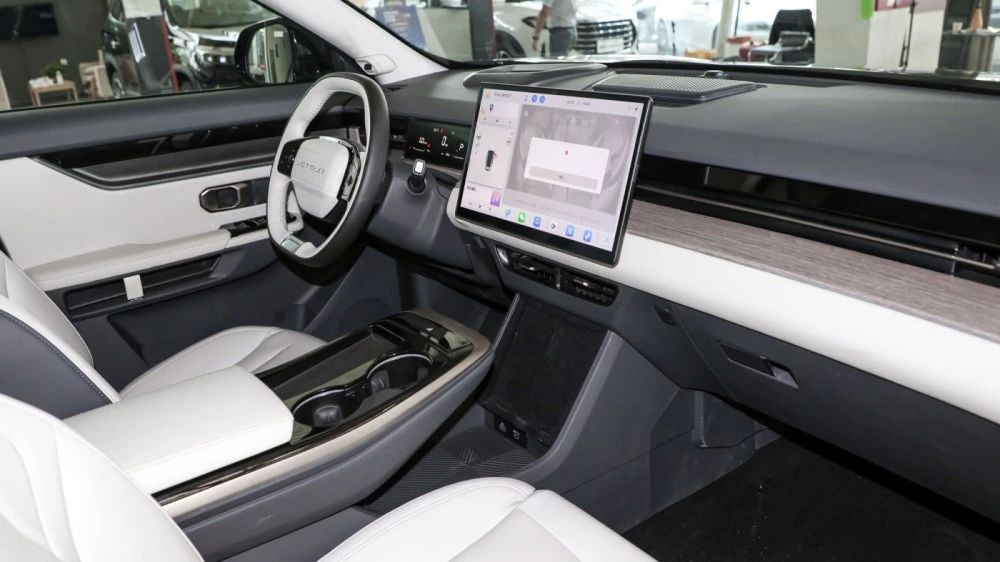 Jetour Dasheng салон