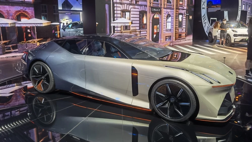 Lynk & Co The Next Day