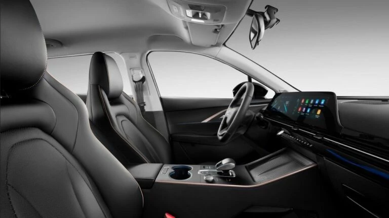 салон Chery Omoda C5