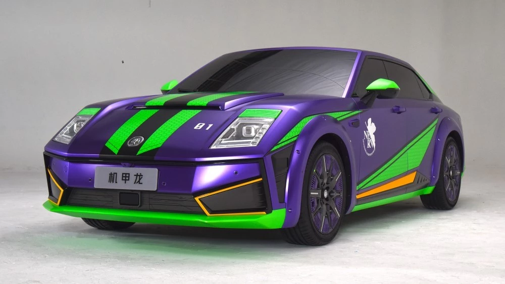 Saloon Mecha Dragon EVA