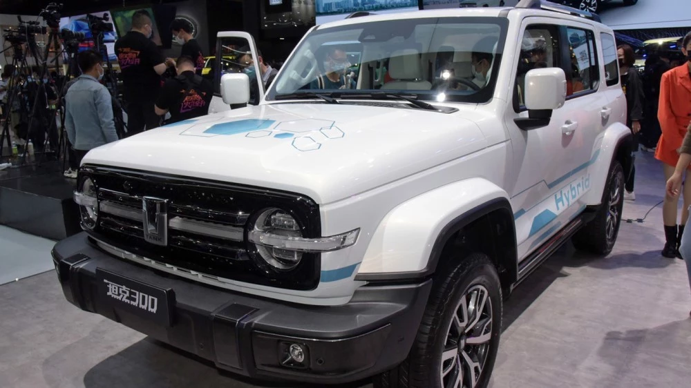 гибридные внедорожники Tank 300