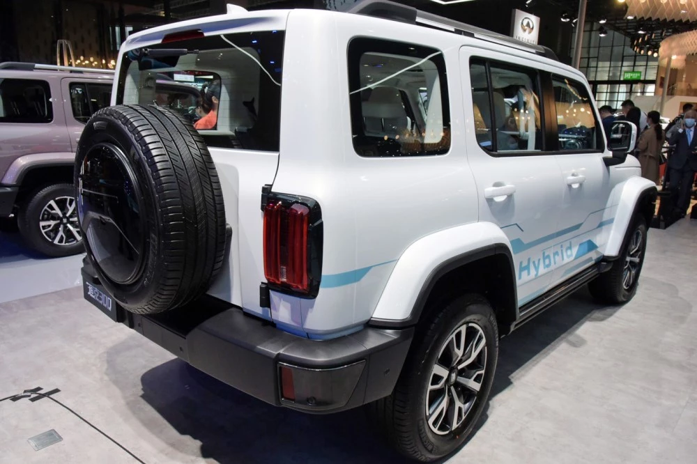 гибридные внедорожники Tank 300