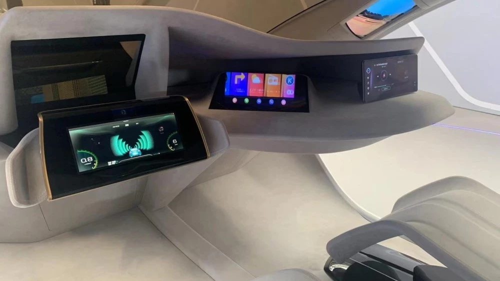 интеллектуальная кабина Chery 2025