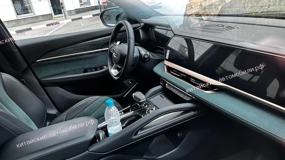 салон Geely Monjaro в Москве