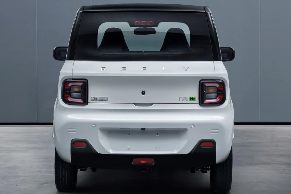 geometry m2 сзади