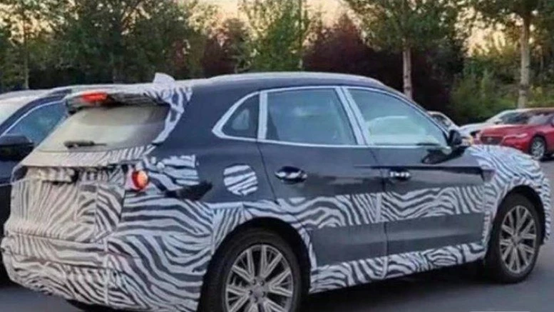 обновленный Hongqi HS5