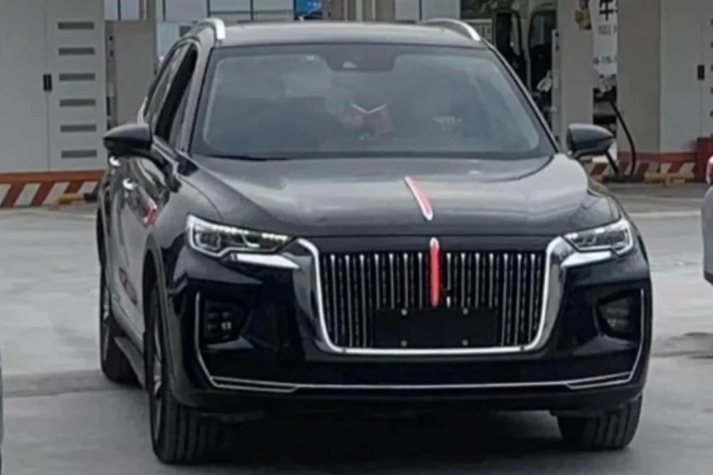 обновленный Hongqi HS5