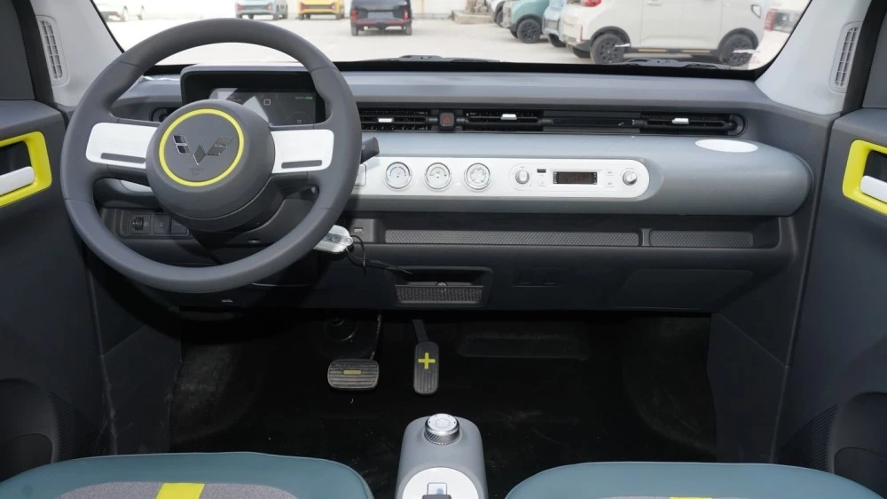 wuling mini ev gameboy салон