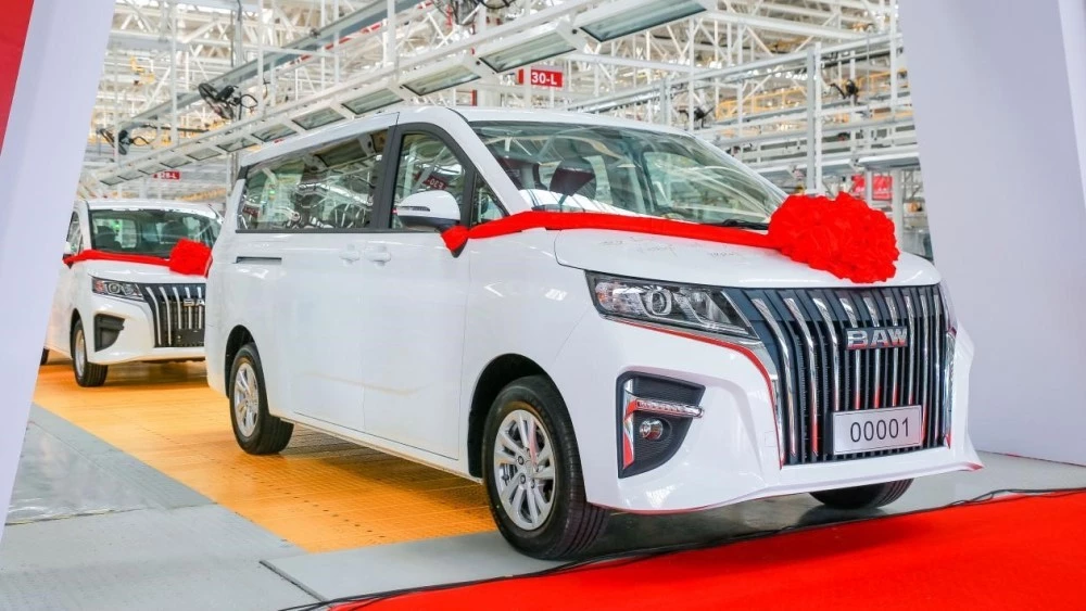 минивэн BAW Ace