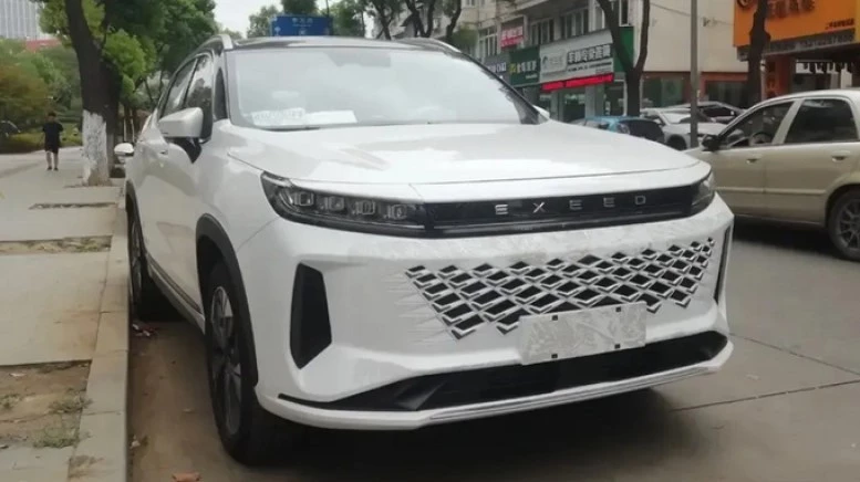 обновленный Exeed LX спереди