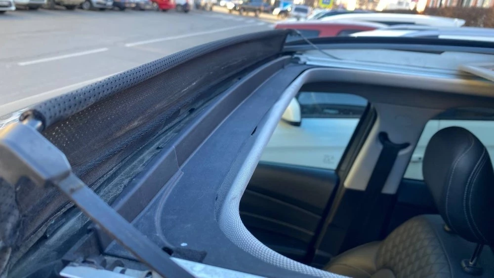 пыльник на панораме Exeed TXL