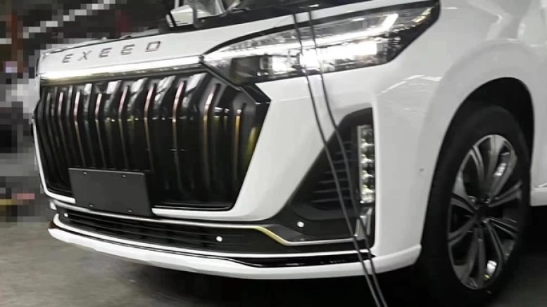 интерьер новый Exeed VX