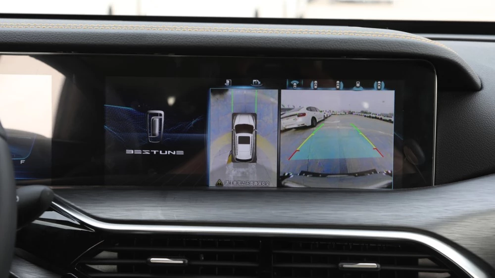 новая комплектация FAW T77 мультимедиа