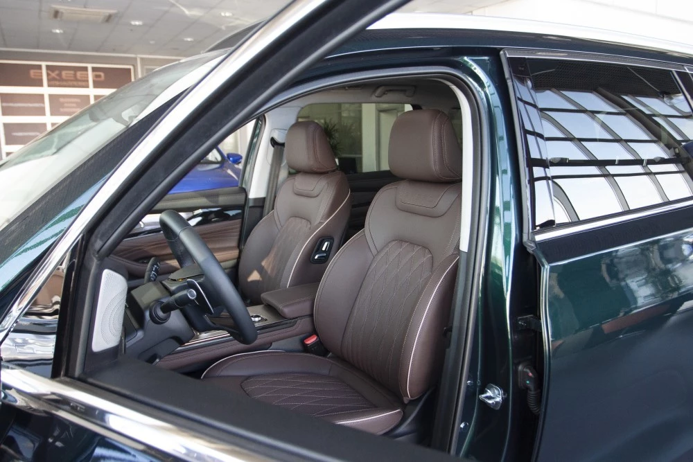 EXEED VX President Limited Edition