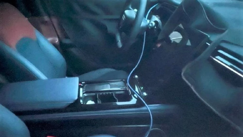 седан Geely FS12 салон