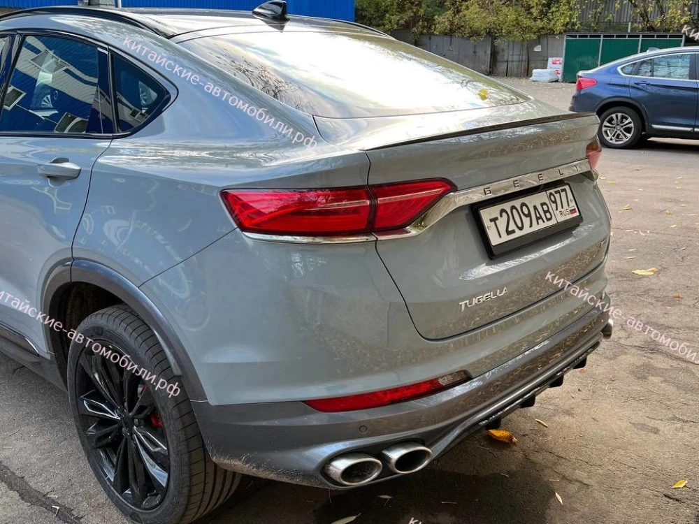 обновленный Geely Tugella
