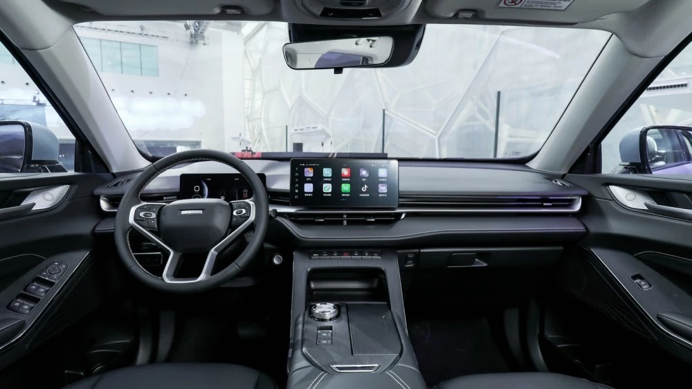 салон Haval H6 PHEV
