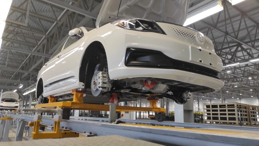 Теория Evolute. Как сейчас выглядит завод «Моторинвест» и что там происходит Evolute i-PRO сборка