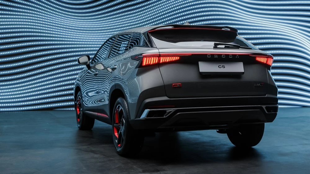 Omoda C5 цены и комплектации